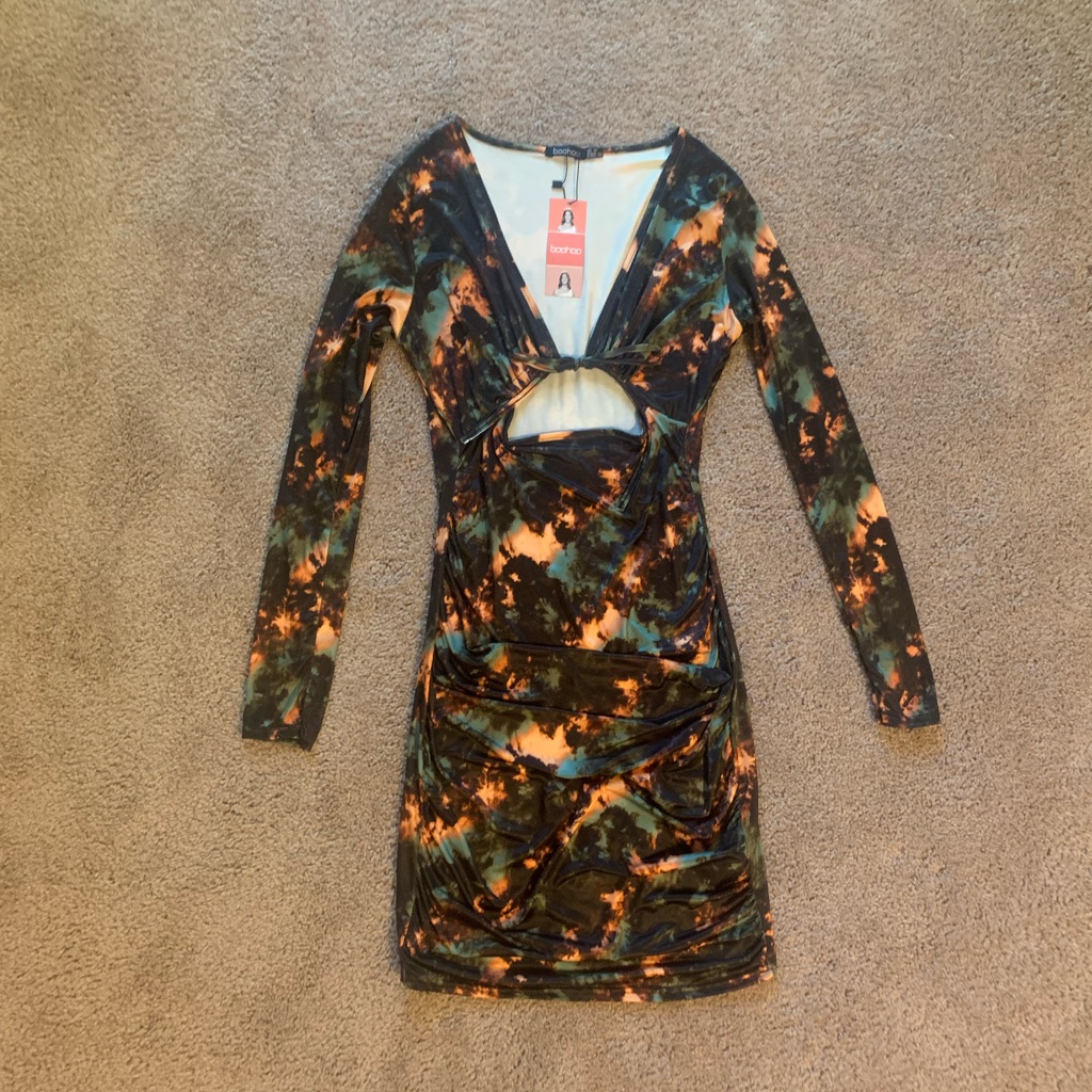 Brand New Boohoo Color Splash CutOut Long Sleeve Dress